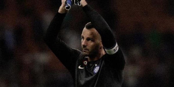 kaiyun体育网-455场166次零封，38岁“圣汉达”结束11年蓝黑生涯