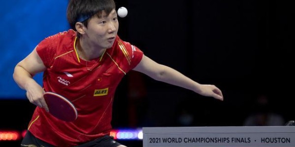 开云体育首页-王曼昱“低调”中加冕冠军 女乒领军人之争白热化