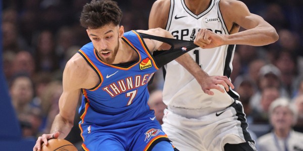 kaiyun正规平台-雷霆复仇马刺拒绝四杀！亚历山大34+5+5 文班亚马17+7吞里程悲