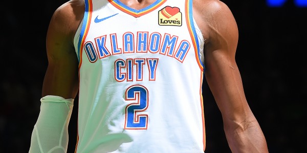 kaiyun体育网-💪🏻SGA成为NBA历史上第4位在西决中砍下40+5+10的球员