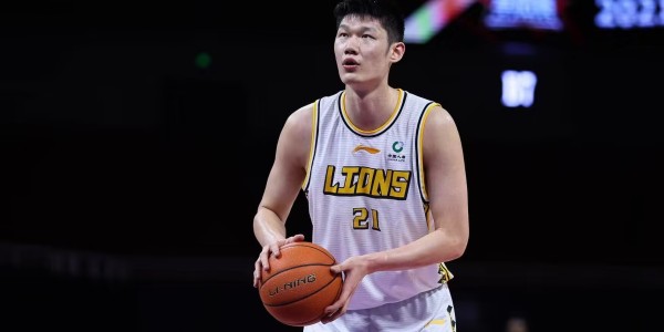 开云体育首页-胡金秋：总决赛G5是母亲十年来首次现场看比赛，一直默默支持我